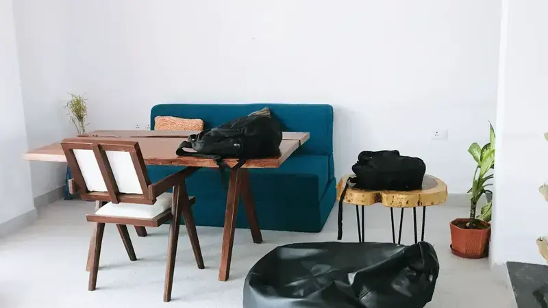 Compact Living and Intentional Objects